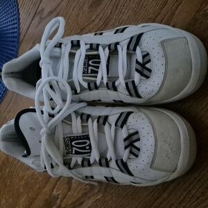 K-Swiss Mens White and Black Sneakers